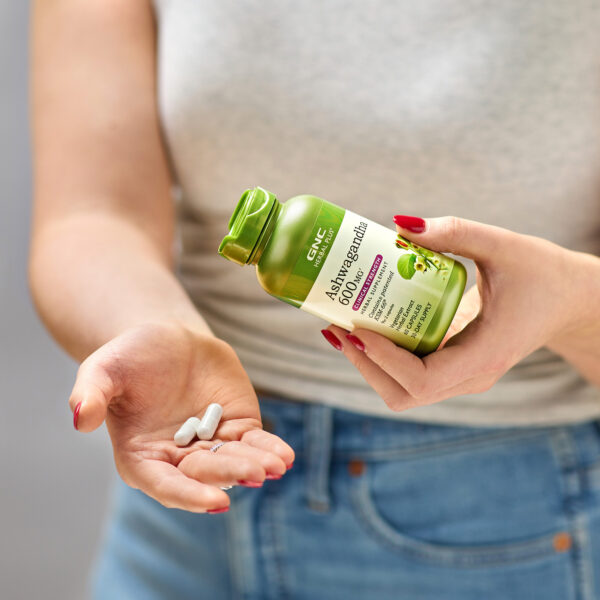 GNC Herbal Plus® Ashwagandha 600mg - 60 Caps - Imagen 4